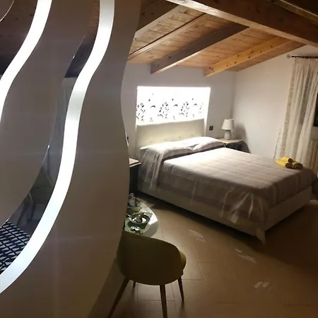 Couette-café Lemons Coast 3*