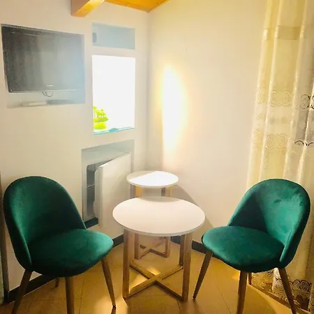 Lemons Coast Couette-café