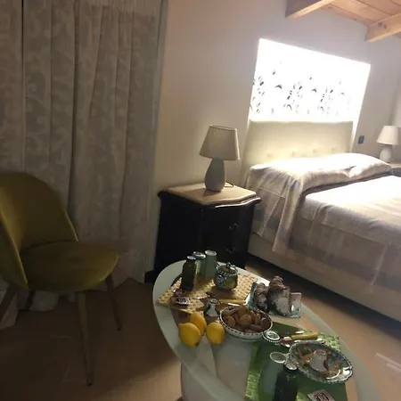 Lemons Coast Bed & Breakfast *