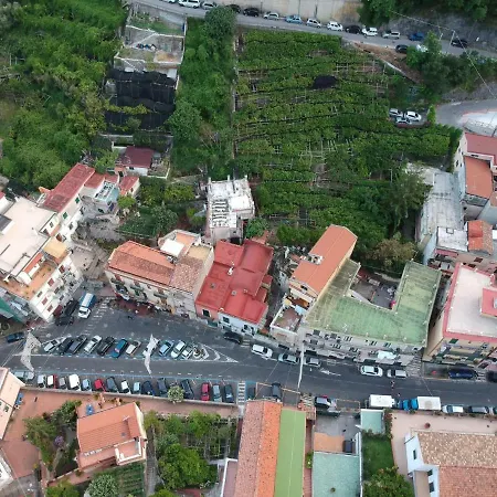 לינה וארוחת בוקר Lemons Coast צ'טארה