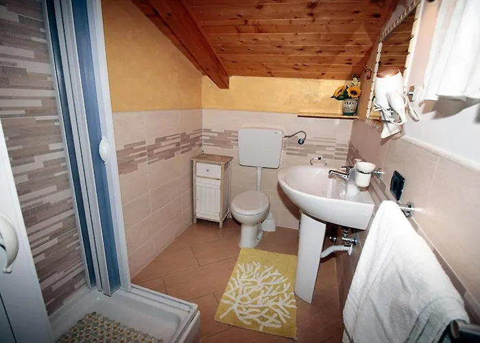 Lemons Coast לינה וארוחת בוקר צ'טארה