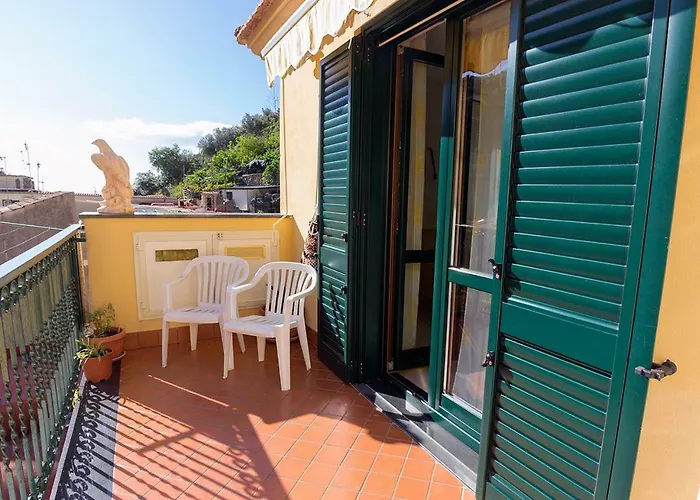 לינה וארוחת בוקר Lemons Coast